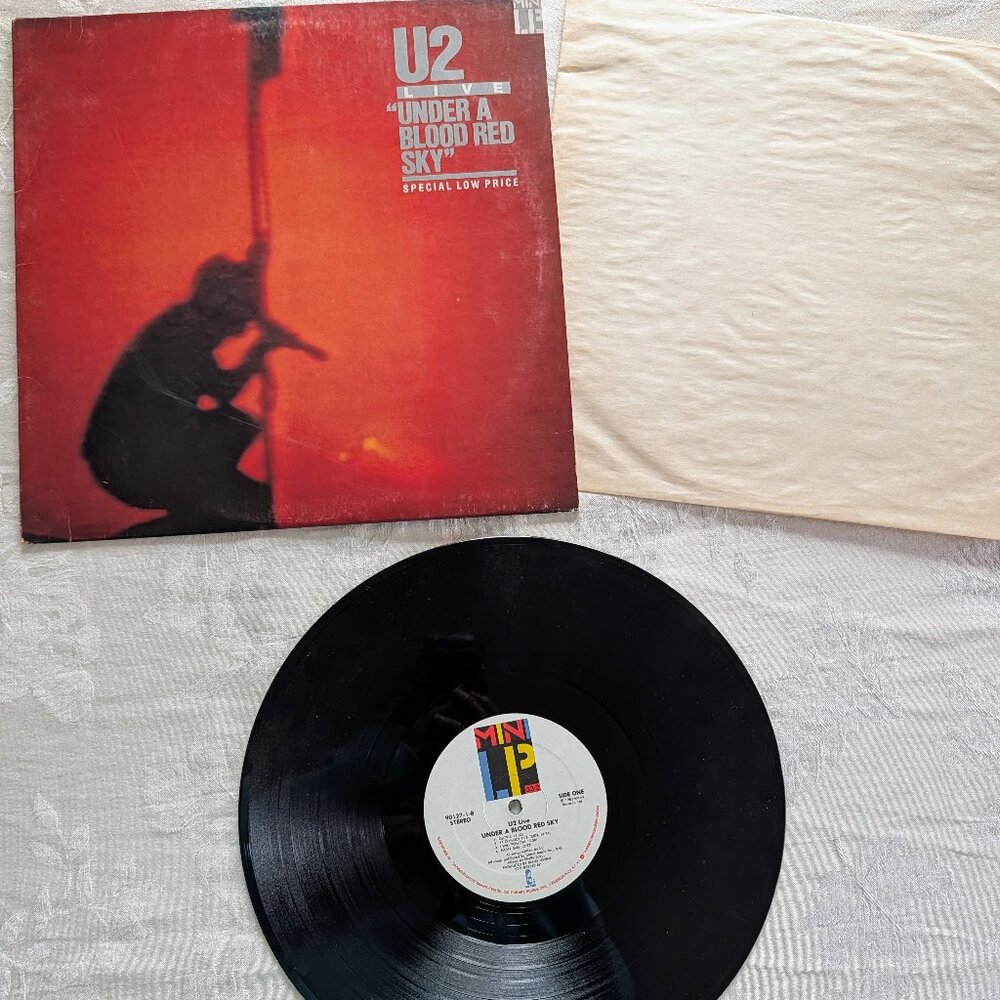U2 Under a Blood Red Sky 1983 US LP Island/Atco Precision Cut VG+